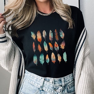 Feather t-shirt, Boho feather t-shirt, Aesthetic shirt, Boho, Boho shirt, Feather shirt, Wild beautiful and free, Bohemian t-shirt,Gipsy tee