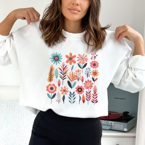 Boho floral sweatshirt, Cottagecore sweatshirt, Boho sweatshirt, Oversized sweatshirt, Flowers sweatshirt, Wild flower sweatshirt, Boho