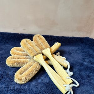 Handmade coconut coir scrubbing/cleaning brush(Long wood handle)