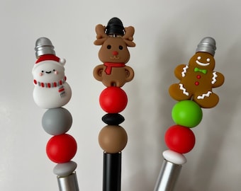Beaded Fidget Pen Rendier, Santa Claus, Peperkoek Man, Christmas Beaded Pen, Beaded Ballpoint Pen, kralen Pen, kousen ideeën, aangepaste geschenken