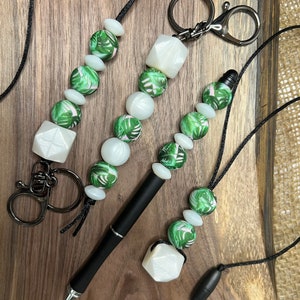 Monstera leaf gift set, lanyard, keychain, beaded Pen