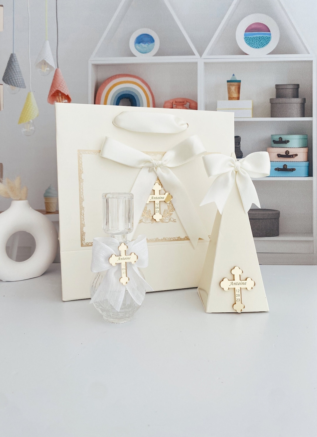 Beautiful handmade basket for Holy Water/Christmas / Jesus main image 0