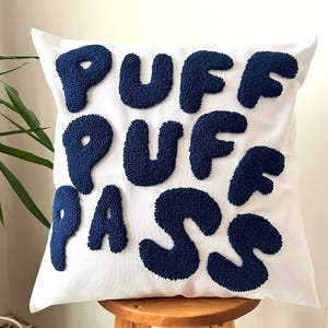 Funda de almohada con forma de aguja perforada, diseño de Navy Puff Puff Pass, decoración del hogar hecha a mano, fundas de almohada divertidas, regalos de inauguración de la casa, funda de cojín única