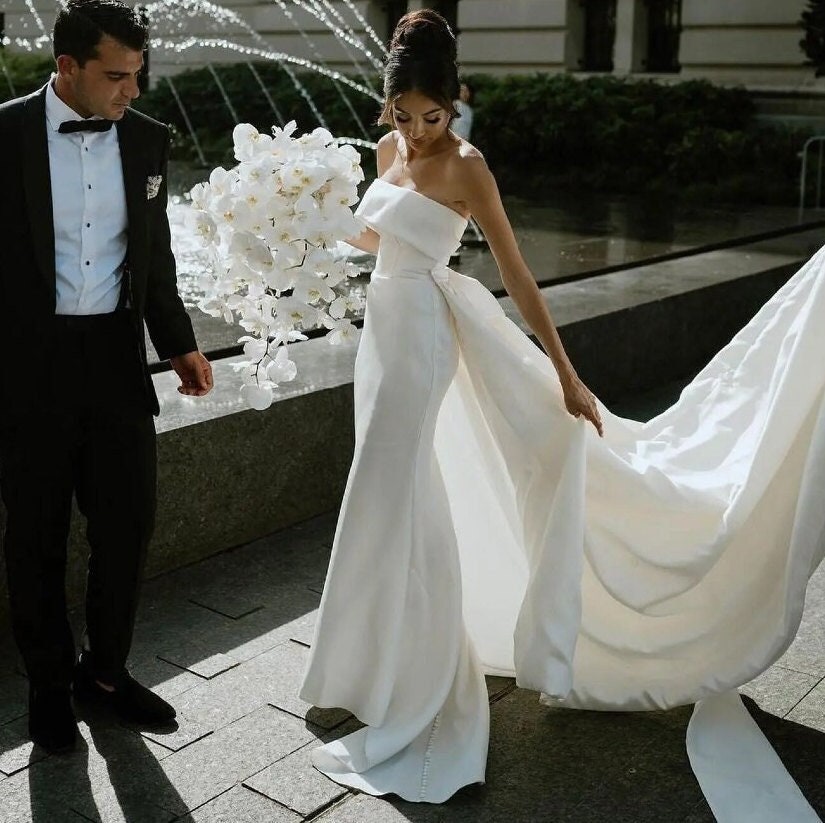 White and Gold Wedding Dress Detachable Train 