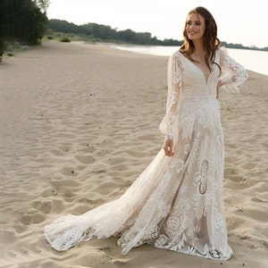 Bohemian Long sleeves wedding dress,Beach wedding dress,A-Line lace wedding gown