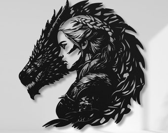 The Dragon Queen Metall Wandkunst | Kriegerin Wanddekor | Khaleesi und Drachenskulptur | Fantasie Wohndekor