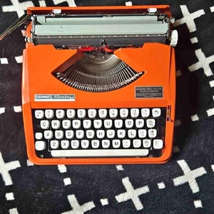 Vintage Hermes Baby Typewriter Coral Orange • 1960s Portable Manual Typewriter w/ Case • Retro Writer Gift • Mid Century Office Decor