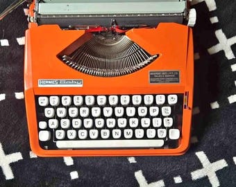 Vintage Hermes Baby Typewriter Coral Orange • 1960s Portable Manual Typewriter w/ Case • Retro Writer Gift • Mid Century Office Decor