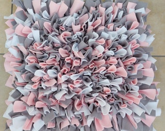 Snuffle mat - Light grey, pale pink & white - Dog toy - Enrichment toy - Pet toy - Snuffle mat for dogs - Handmade - Rabbit toy -Slow feeder