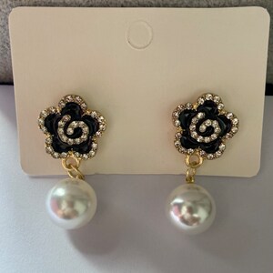 Black and gold rose pearl earrings Christmas gifts