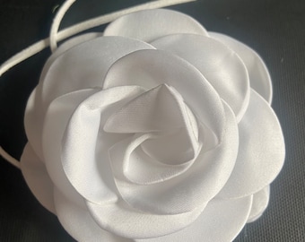 White silk rose choker white singe flower choker