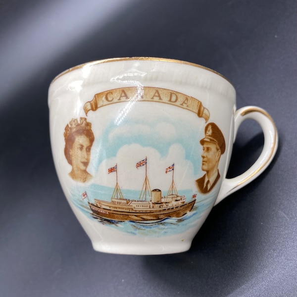 Alfred Meakin St. Lawrence Seaway Queen Elizabeth 1959 Commemorative Teacup