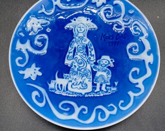 Vintage Royal Copenhagen Mother's Day Wall Hanging Plate Blue White 1970s