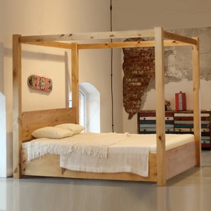 Kalamantan - Lombok Wooden Bed with Canopy | Container Bed | Canopy Bed Frame | Wooden Bed | Four Poster Bed