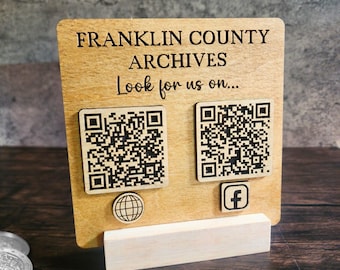 Houten QR-standaarddisplayhouder Visitekaartje Tafelweergave Menulink Contactgegevens Bureauaccessoire Custom Design Shop Decor Counter