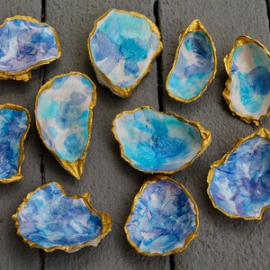 Set of 2 oyster shell ring dish, floral