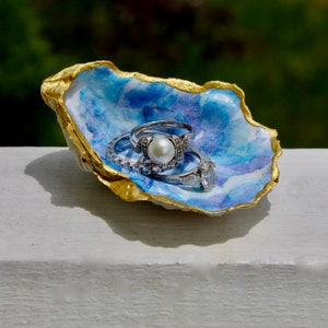 Oyster shell ring dish, floral