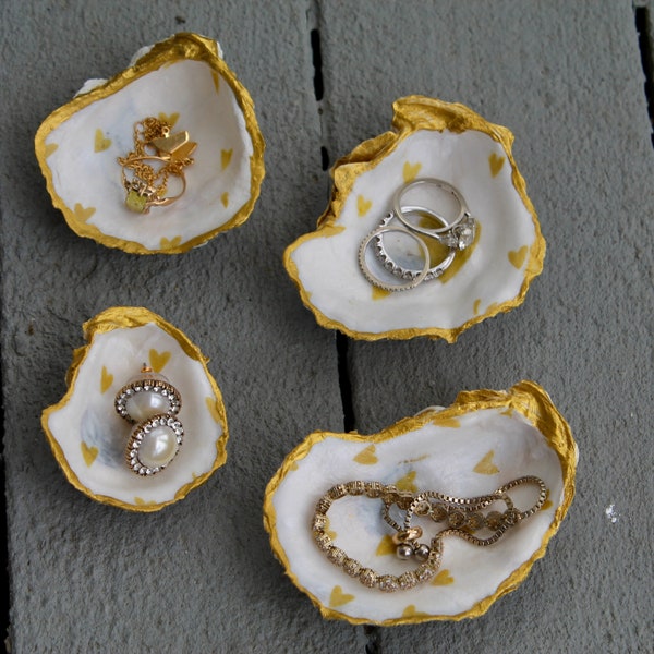 Oyster shell ring dish, bridal hearts