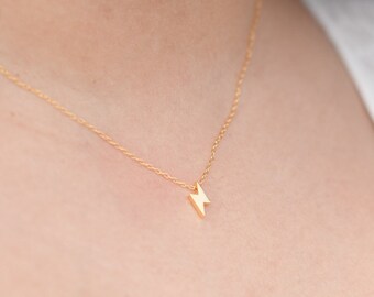 Collier esthétique Lightning Bolt, bijoux en argent sterling, collier minimal, collier délicat, cadeau fille bonus