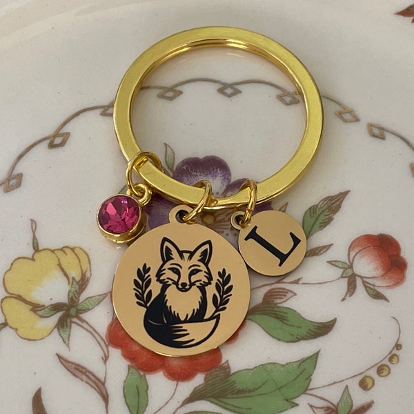 Llavero de zorro personalizado, regalo de llavero de zorro con inicial y piedra de nacimiento, regalo para amantes de los zorros, joyería de vida silvestre, Forestcore, Whimiscore