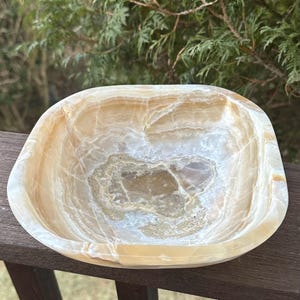Handcrafted Onyx Gemstone Bowl - Natural Polished Crystal Altar Decor for Offerings and Rituals,  T-2