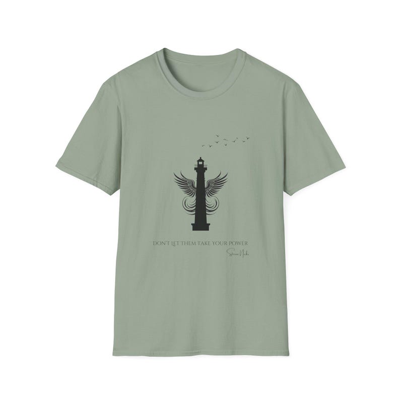 Camiseta de Stevie Nicks Lighthouse No dejes que te quiten el poder Empoderamiento de la mujer Fan de Stevie Nicks Regalo para fan de la música Regalo de Fleetwood Mac para ella imagen 10