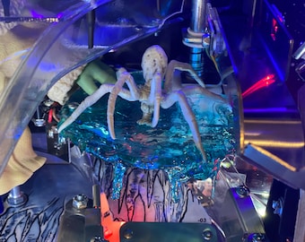 Figura de araña de hielo y modificación de resina para la máquina de pinball de The Mandalorian.