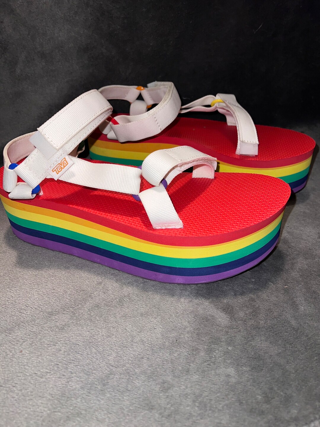 teva rainbow platform