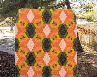 Divergence Throw Quilt, Homemade Quilt, Retro Home Decor, Picnic Blanket, Quilted Gift, Orange and Green Blanket, Hexagon Stipes, Handmade