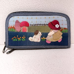 Cartera de patchwork hecha a mano, aplique Cottagecore Girl, tarjetero acolchado