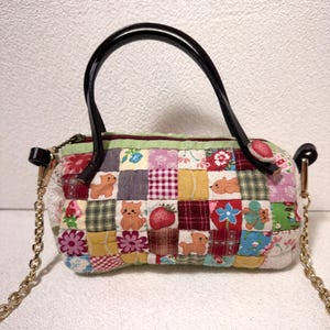 Antiker Stoff Patchwork Beutel, Gesteppte Box Tasche, Ledergriff, OOAK Make-up Handytasche
