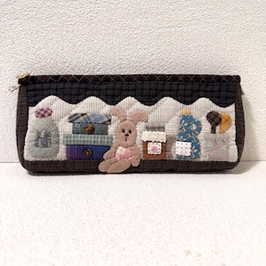 Pochette patchwork fatta a mano, borsa cosmetica ricamata, pochette trapuntata con cerniera, organizer in tessuto, regalo in edizione limitata per lei