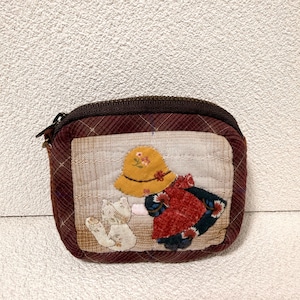 Handmade Patchwork Mini Pouch, Girl Cat Appliqué, Quilted Zipper Bag, Cottagecore Wallet