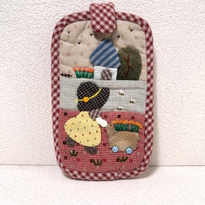 Patchwork Sunbonnet Sue Pouch, Applique Embroidery Coin Purse, Cottagecore Zipper Bag