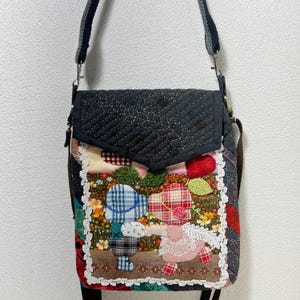 Gequiltet Patchwork Tasche - Sunbonnet Sue Applikation, Vintage-Stoffe, Umhängetasche & Schultertasche mit Stickerei-Details