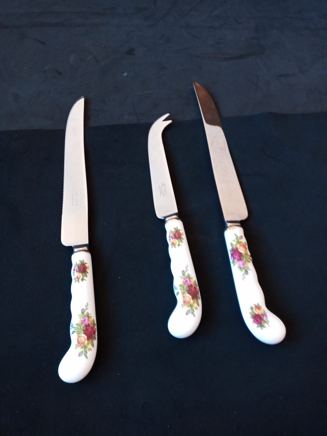 Royal Albert 5C/S & plate w/ knife set