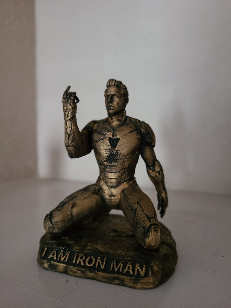 iron man snap statue