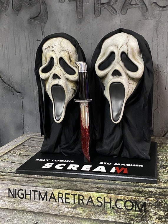 6' Scream Ghostface with Knife Decoration