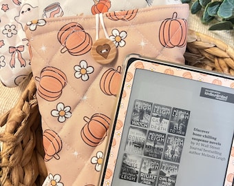 Fall Spooky Kindle Sleeve Cover -  Kindle Papwerwhite - Bookish Gifts - Handmade Kindle Accessories - Quilted Sleeve - 6x7 Inches -
