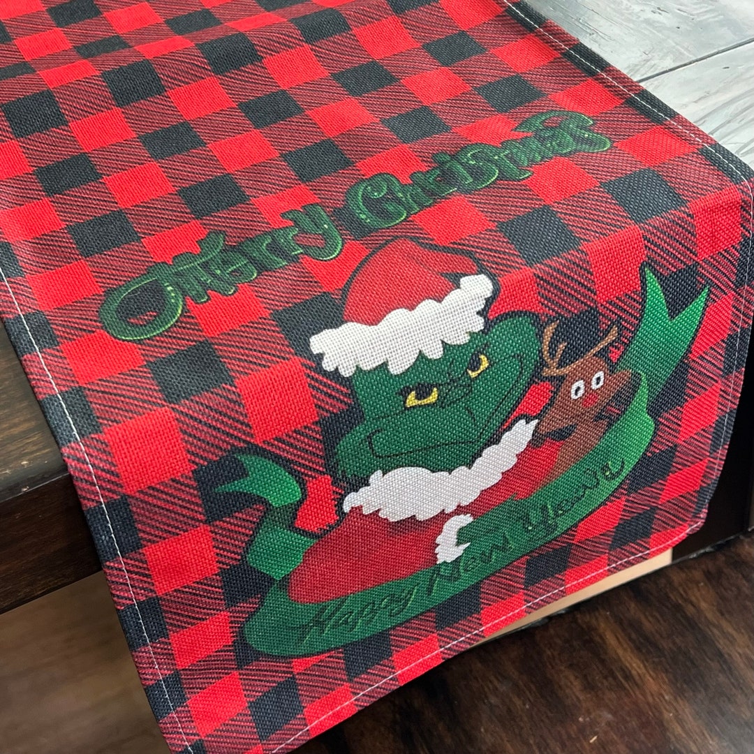 Grinch Table Runner Christmas Table Runner Grinch Decor Etsy
