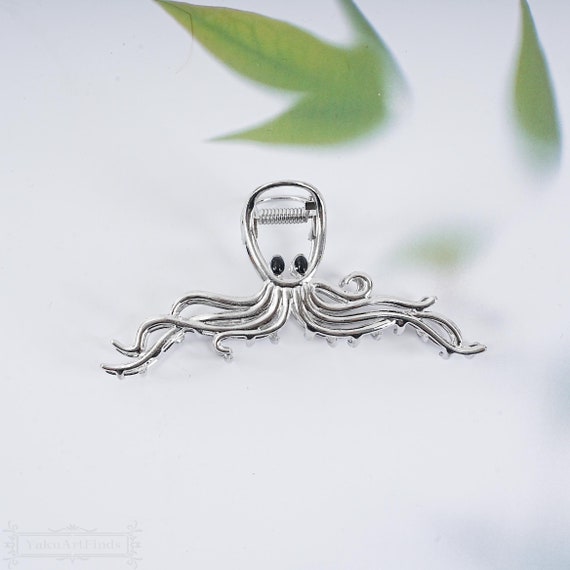 Large Metal Octopus Hair Claw,Animal Shark Clip,Special Design Hair Accessory for Women,Daily Hair Claw,Large Hair Claw for Thick Hair,Gifts