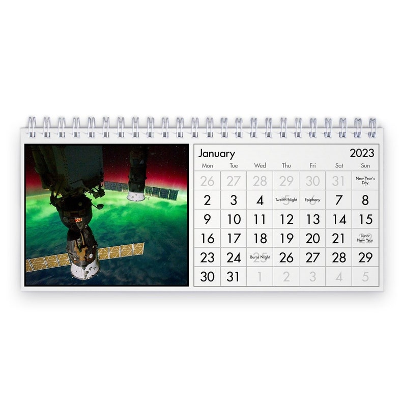 Space 2023 Desk Calendar ID:12921 - Etsy
