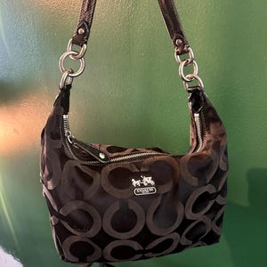 Coach Madison Maggie Op Art Shoulder Bag