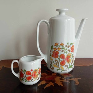 Bareuther Waldsassen Bavaria Germany model Carnaby Coffee pot/Tea pot and milk jug, vintage 1970s