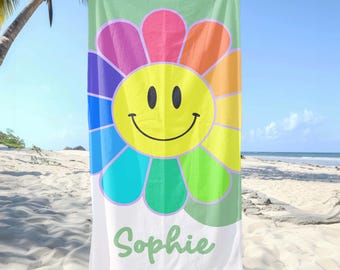 Asciugamano da spiaggia personalizzato con sole arcobaleno e faccina sorridente, regalo per le vacanze estive con nome personalizzato, telo da spiaggia esclusivo per bambini, telo da spiaggia per le vacanze