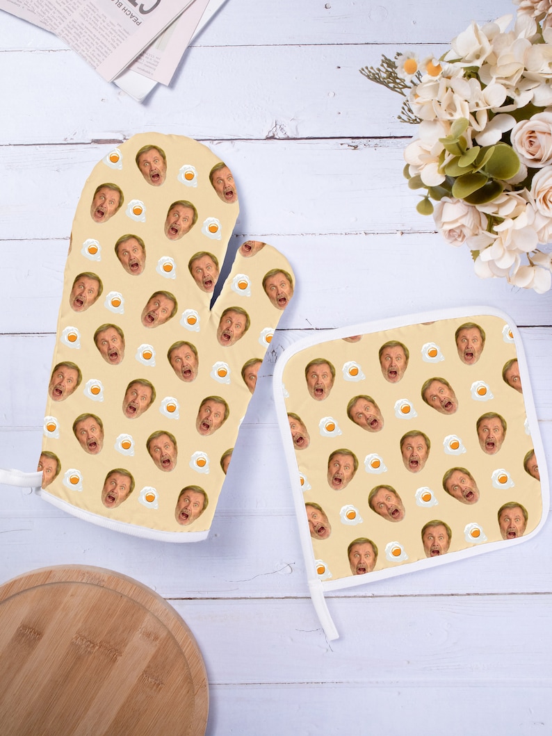 personalised oven gloves