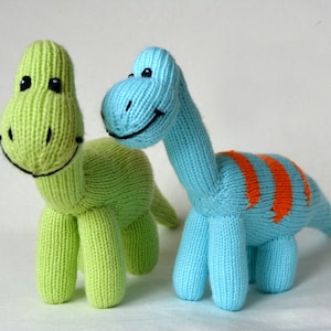 Brax the Brachiosaurus knitting pattern/ knitted toy pattern