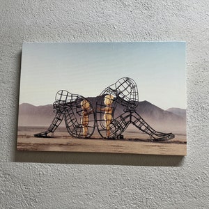 Zwei Menschen, die einander bei Burning Man den Rücken kehren, Paar Geschenk Leinwand Kunst, Alexander Milov Leinwand Kunst, Trendy gedruckt,