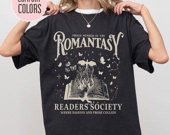 Romantasy Comfort Color Shirt-Vintage Reading Tee for Romance Readers  Book Lovers,Perfect Gift for Bookworms & Bibliophiles,Girly Bookish