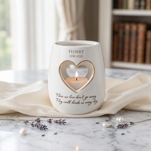 Sympathy Candle, personalisierter Diffusor, Sympathy Votive, Diejenigen, die wir lieben, gehen nicht weg, Sie gehen jeden Tag an unserer Seite, Trauergeschenk, Erinnerung